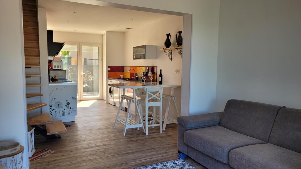 Gite Du Soleil Maison Lumineuse Avec Terrasse Solarium Parking Prive Sorede Ngoại thất bức ảnh